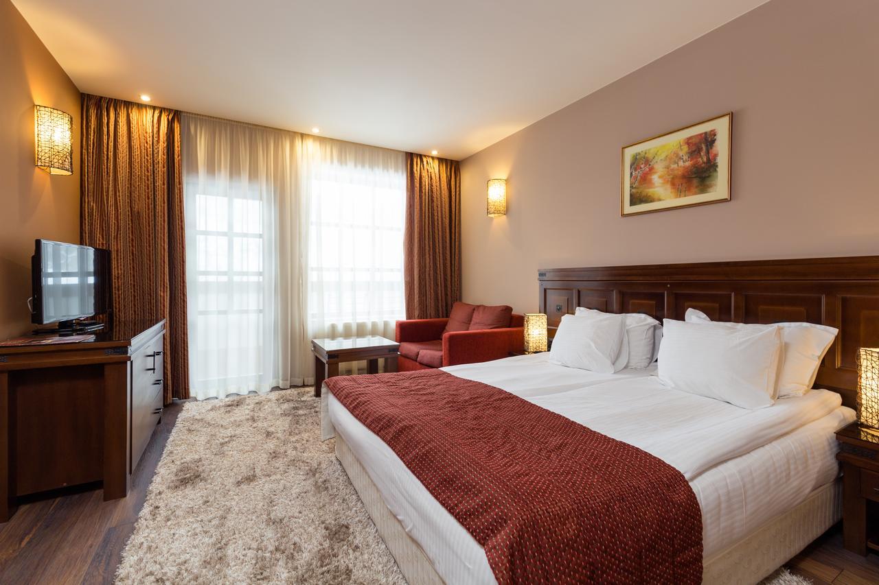 Family Hotel Strannopriemnitza Oreshak  Esterno foto