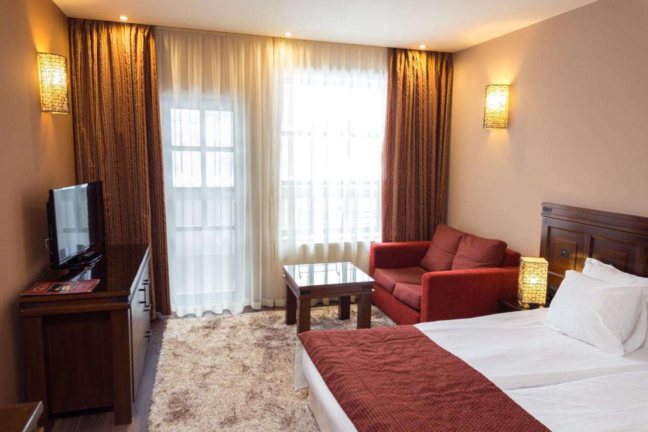 Family Hotel Strannopriemnitza Oreshak  Esterno foto